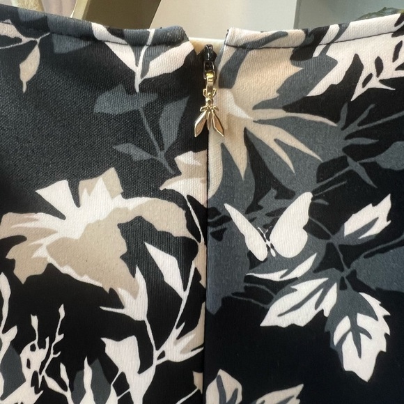 Beautiful floral Patrizia Pepe dress ! - Picture 10 of 11